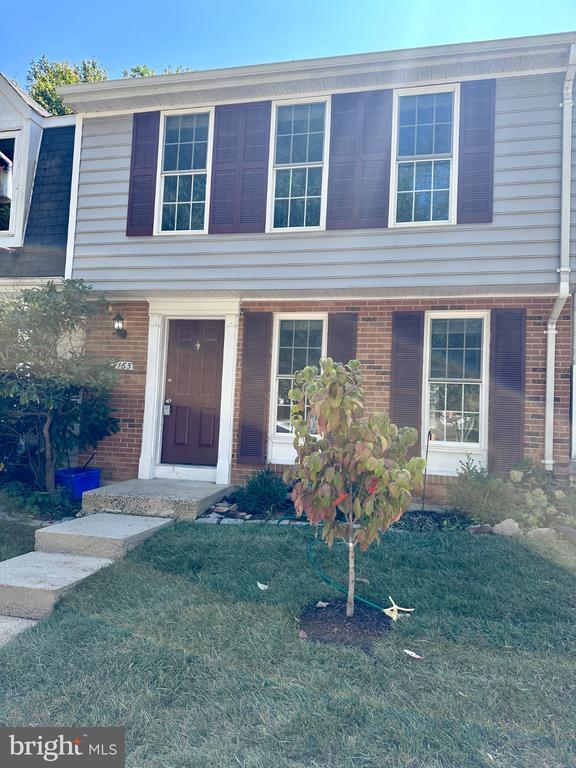 property at 9165 Forest Lawn Ct