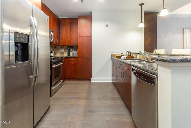 618 N Boylan Ave, Unit 520 in Raleigh, NC - Building Photo - Building Photo