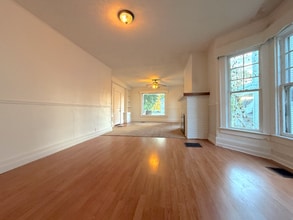 609 N Main St in Bellefontaine, OH - Building Photo - Building Photo