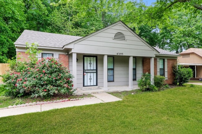 4395 Kerwin Dr in Memphis, TN - Building Photo - Building Photo