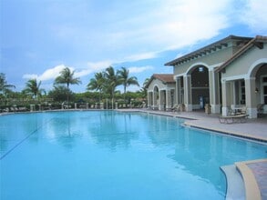 22621 SW 88th Pl in Cutler Bay, FL - Building Photo - Building Photo