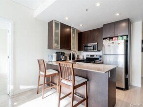 555 Bd René-Lévesque E in Montréal, QC - Building Photo - Building Photo