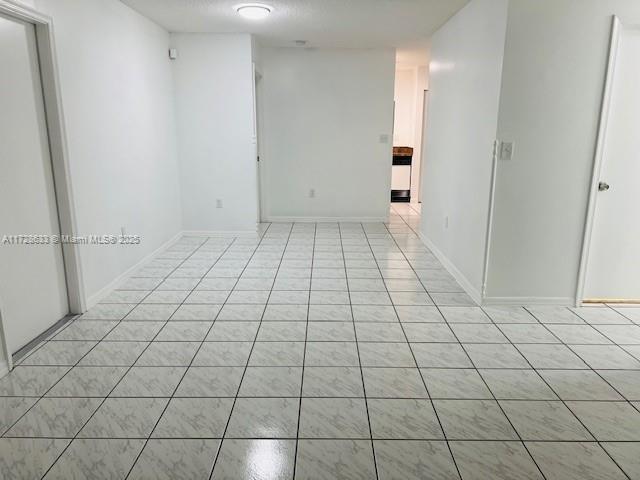 9119 NW 191st Terrace in Hialeah Gardens, FL - Building Photo - Building Photo