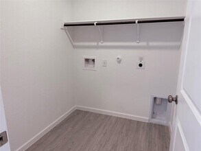 7202 Black Star in San Antonio, TX - Building Photo - Building Photo