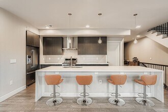 177 S Harrison St in Denver, CO - Building Photo - Building Photo