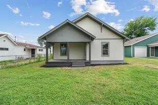 1404 E Baltimore Ave in Fort Worth, TX - Building Photo