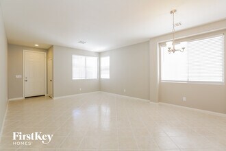 8237 Cassis Ct in Las Vegas, NV - Building Photo - Building Photo