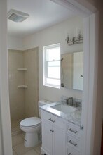 4600 Catalpa St, Unit 3 in Los Angeles, CA - Building Photo - Building Photo