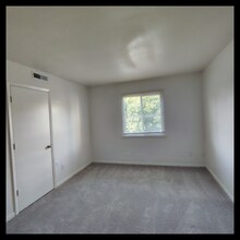 600 Reusens Rd, Unit D38 in Lynchburg, VA - Foto de edificio - Building Photo