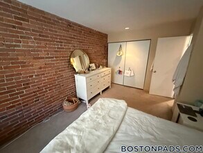 102 Gainsborough St in Boston, MA - Building Photo - Building Photo