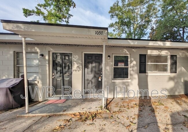 1057 Glencarin St in Jacksonville, FL - Building Photo - Building Photo