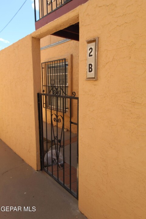 2520 San Jose Ave in El Paso, TX - Building Photo