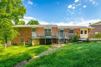 12 Sandra Dr in Rossville, GA - Building Photo - Building Photo