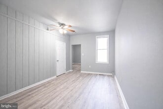 48 E Scott St in Riverside, NJ - Building Photo - Building Photo