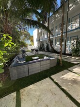 245 NE 33rd St in Miami, FL - Building Photo - Building Photo