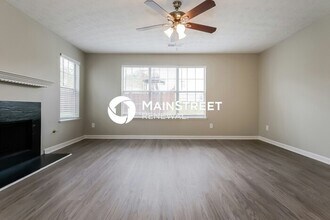 2692 Boulder Pointe Way in Ellenwood, GA - Building Photo - Building Photo