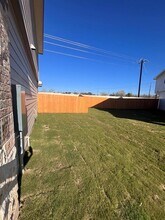 417 Lake Sweetwater Ln in Buda, TX - Building Photo - Building Photo