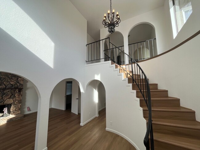 419 Cabo San Lucas Cir in Santa Maria, CA - Building Photo - Building Photo