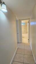 1501 Crescent Cir, Unit E44 in West Palm Beach, FL - Building Photo - Building Photo