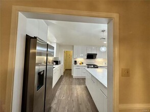 113 N Doheny Dr in Beverly Hills, CA - Building Photo - Building Photo