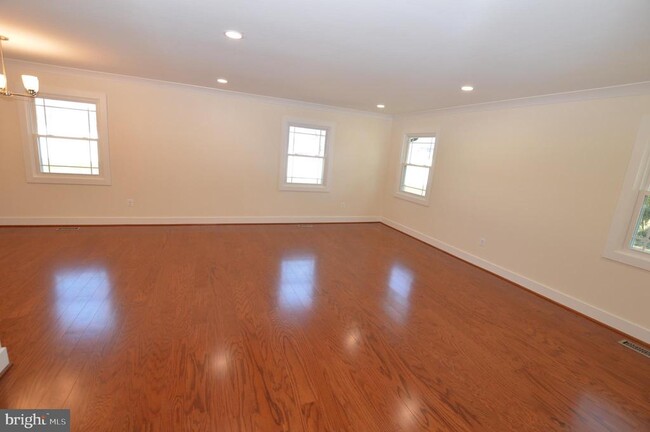 property at 12116 Whitehall Dr