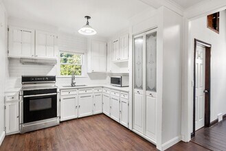 42 Pinehurst Ave in Billerica, MA - Building Photo - Building Photo