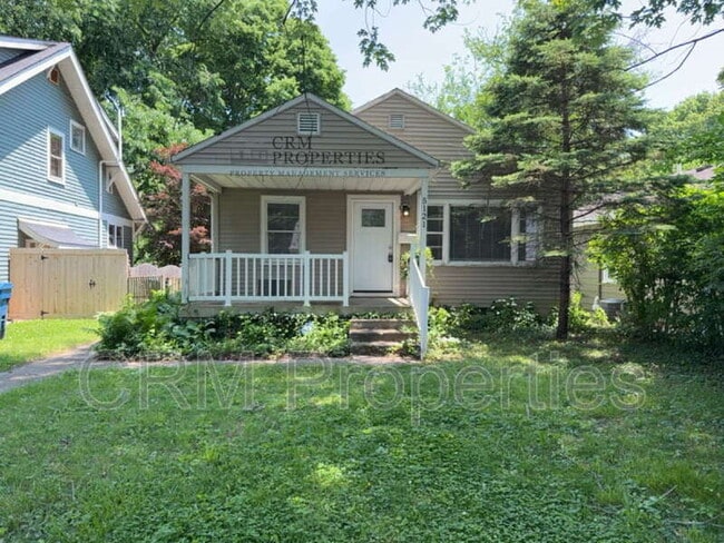 property at 5121 Norwaldo Ave