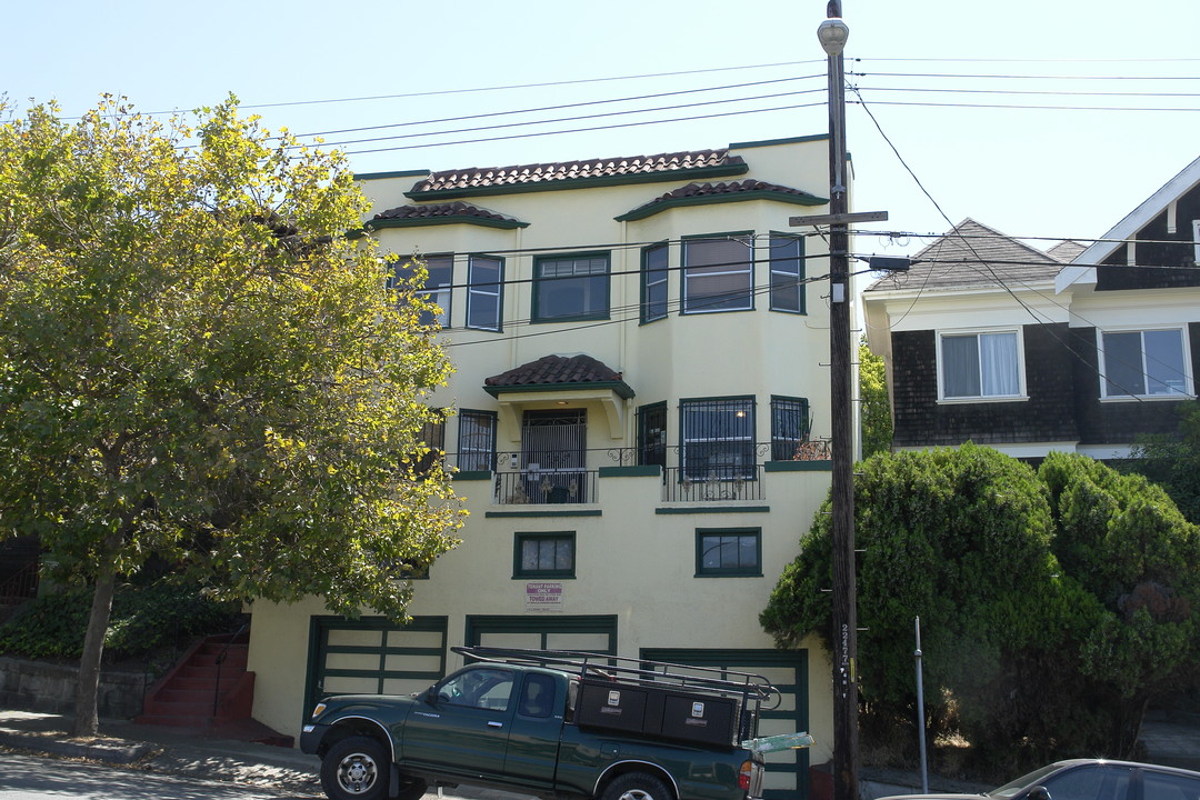 428 Oakland Ave in Oakland, CA - Building Photo