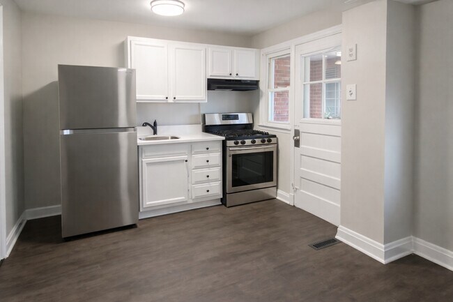 3582 Dudley Ave in Baltimore, MD - Building Photo - Building Photo