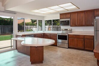 5076 Walnut Park Dr in Santa Barbara, CA - Building Photo - Building Photo