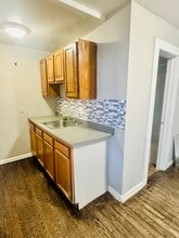 90 E Elm St in Torrington, CT - Building Photo - Building Photo