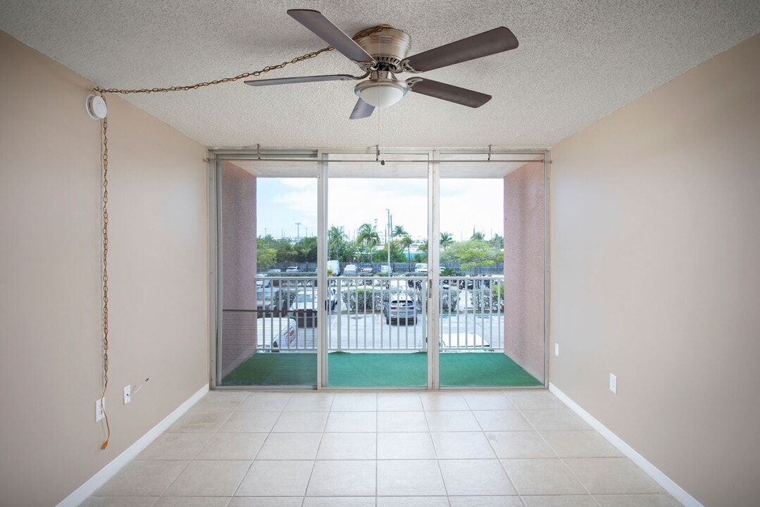 3312 Northside Dr in Key West, FL - Building Photo
