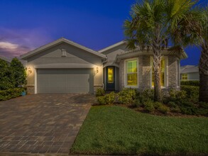 12567 SW Key Deer Ln in Port St. Lucie, FL - Foto de edificio - Building Photo