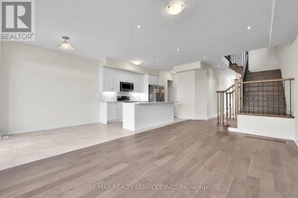 145 Keelson St. in Welland, ON - Building Photo - Building Photo