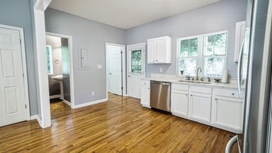 339 Henry Aaron Ave SW in Atlanta, GA - Foto de edificio - Building Photo