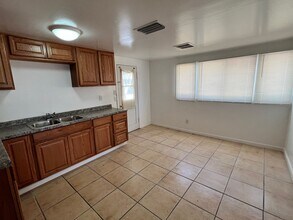 1934 3rd St in Wasco, CA - Foto de edificio - Building Photo