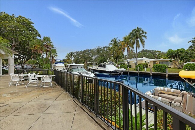 1000 River Reach Dr, Unit 119 in Fort Lauderdale, FL - Building Photo - Building Photo