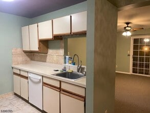 420 Stratford Pl in Bound Brook, NJ - Building Photo - Building Photo