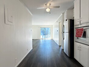 1139 E Ocean Blvd in Long Beach, CA - Building Photo - Building Photo