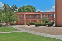 Garden Plaza Apartments photo'