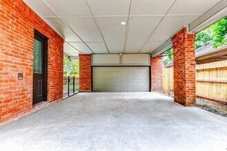 5807 Mountain View Dr in Houston, TX - Building Photo - Building Photo
