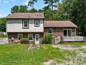 8535 Old Spring Rd in Richmond, VA - Foto de edificio - Building Photo