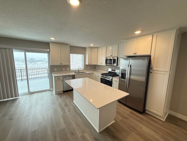 property at 8873 Granite Ct