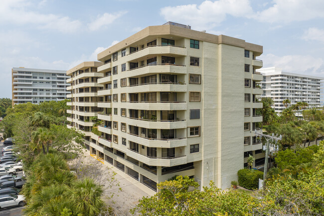 Ocean Village Condominiums in Key Biscayne, FL - Building Photo - Building Photo