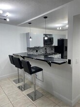 380 Racquet Club Rd in Weston, FL - Building Photo - Building Photo