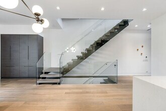 76 Roxborough St W in Toronto, ON - Building Photo - Building Photo