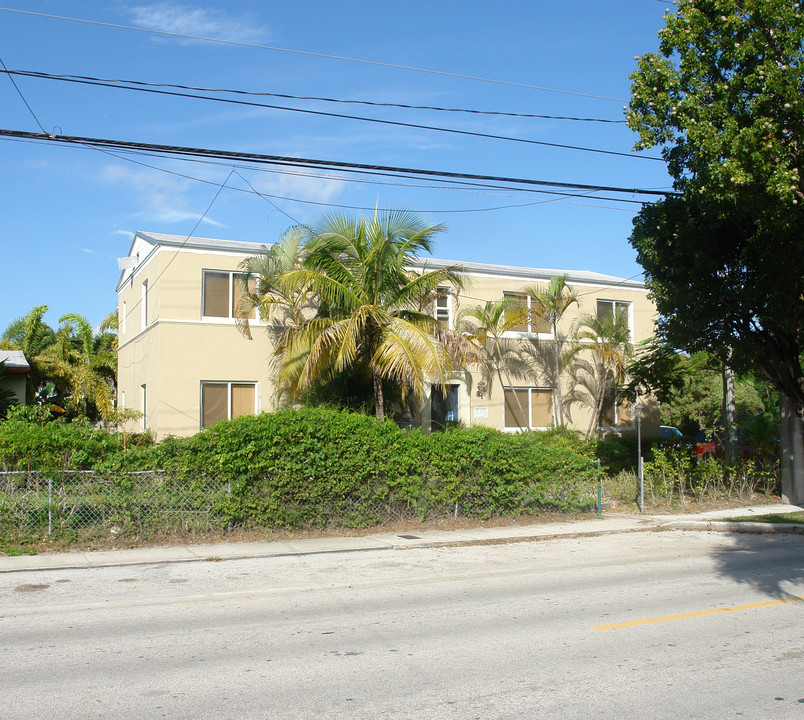 6210 NE 5th Ave in Miami, FL - Foto de edificio