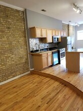 529 N Ashland Ave in Chicago, IL - Building Photo - Building Photo