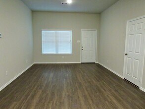 1009 Platte River Dr in Montgomery, TX - Building Photo - Building Photo