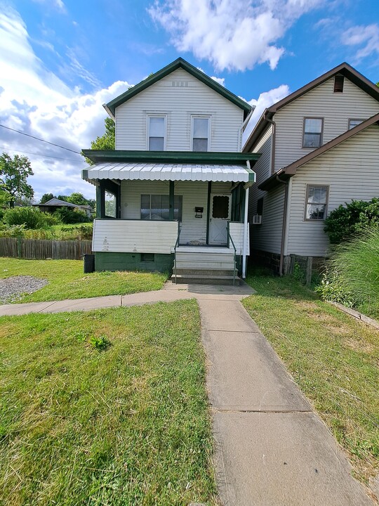 1049 Nelson Ave Photo